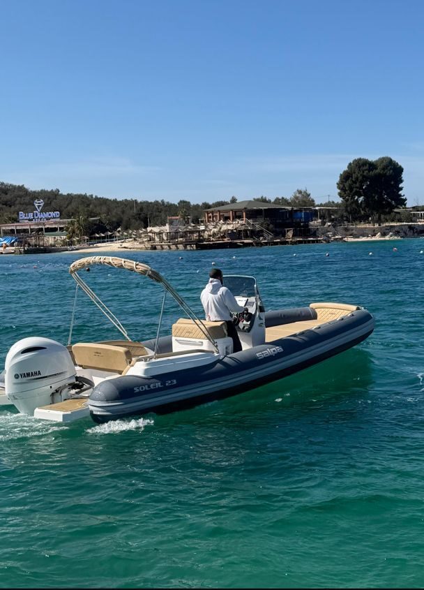 200 HP Boat